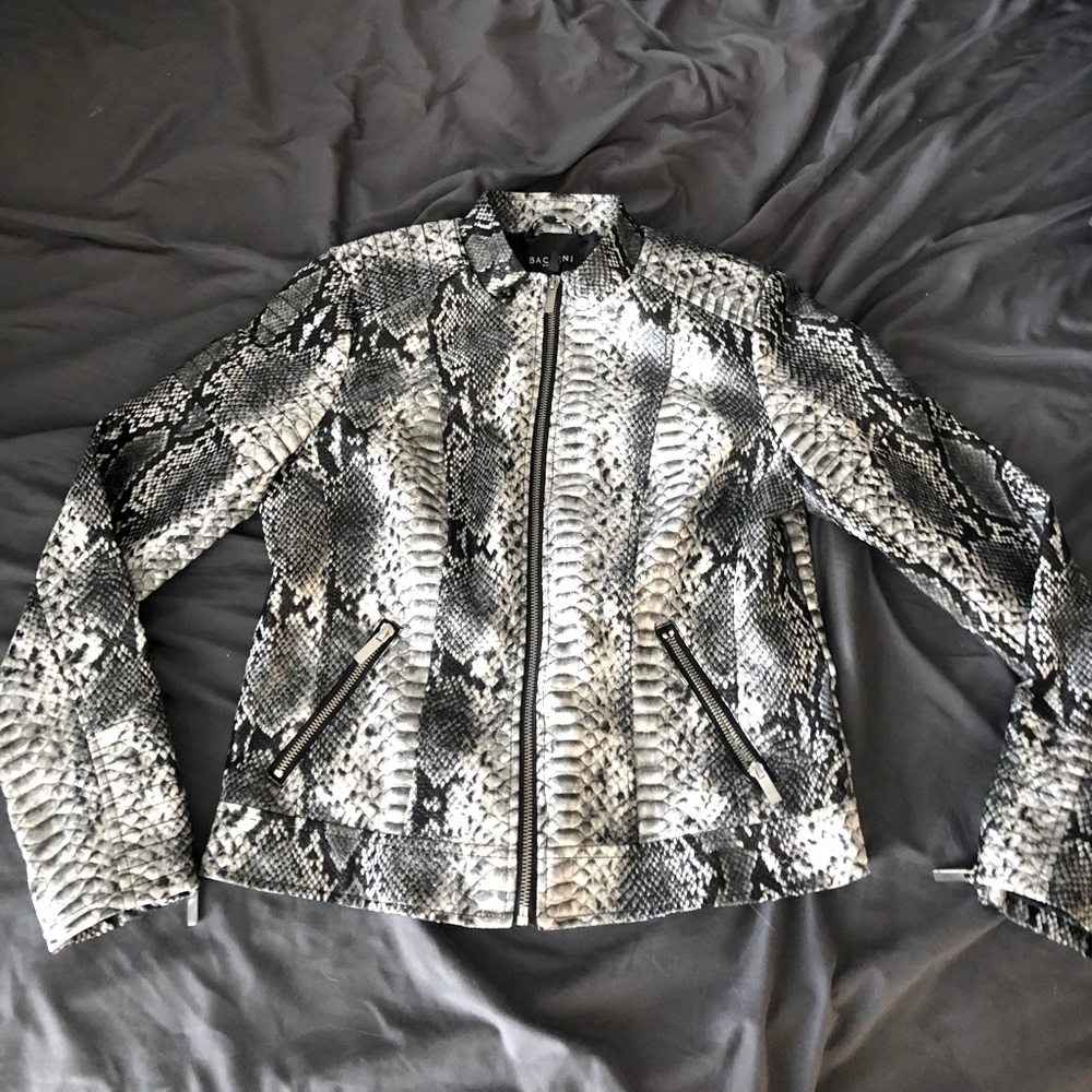 Lightweight faux snakeskin jacket